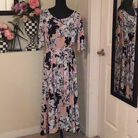 Nina Leonard Dresses & Skirts - Floral Print Women's Dress